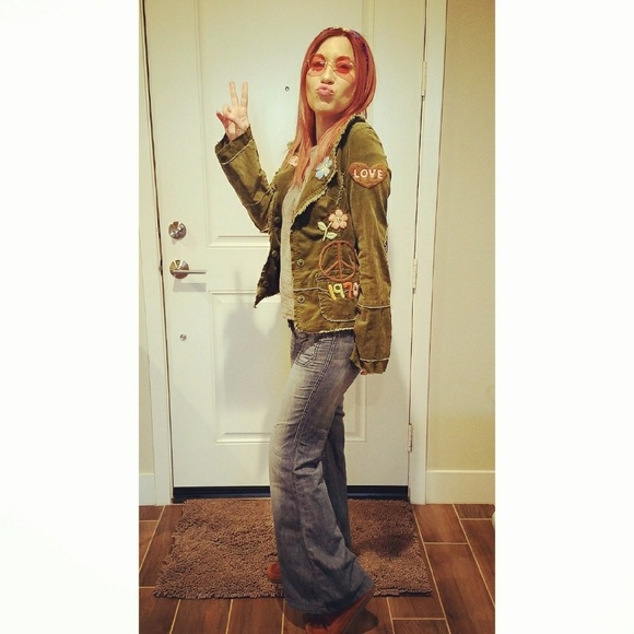 Meet your Posher, Andrea - Picture 6 of 6